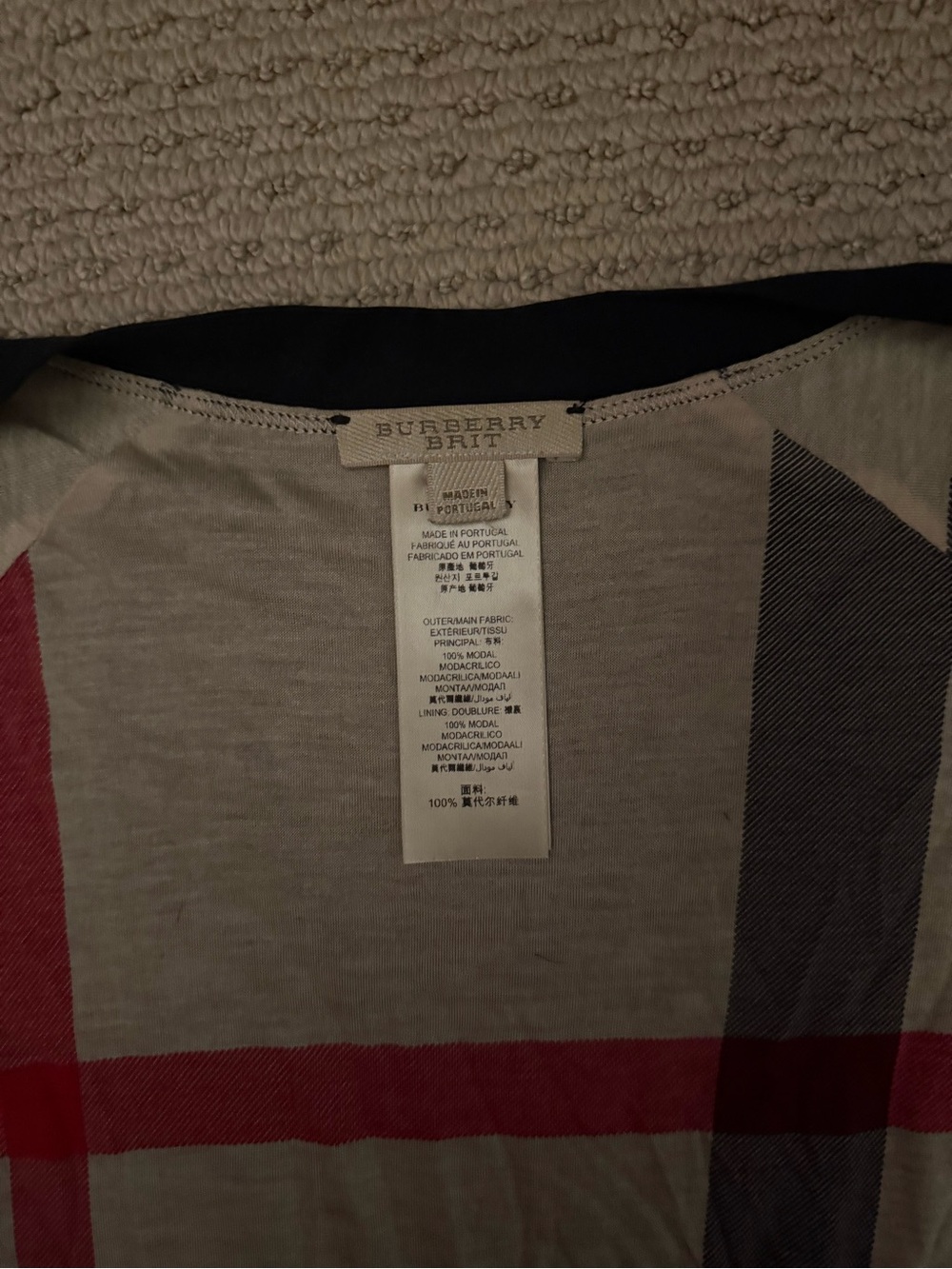 Burberry Reversible Waterfall Black Cardigan with Classic Beige Plaid Lining - L - Picture 10 of 10